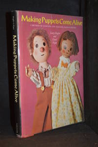 Making Puppets Come Alive; A Method of Learning and Teaching Hand Puppetry