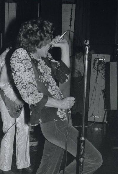 Original photograph.