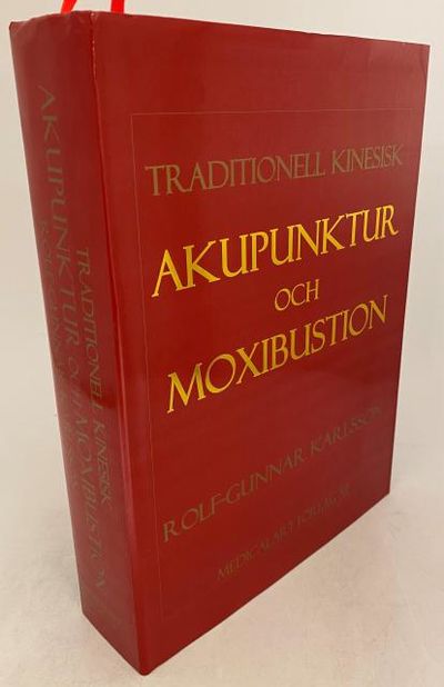 Traditionell kinesisk akupunktur och moxibustion.