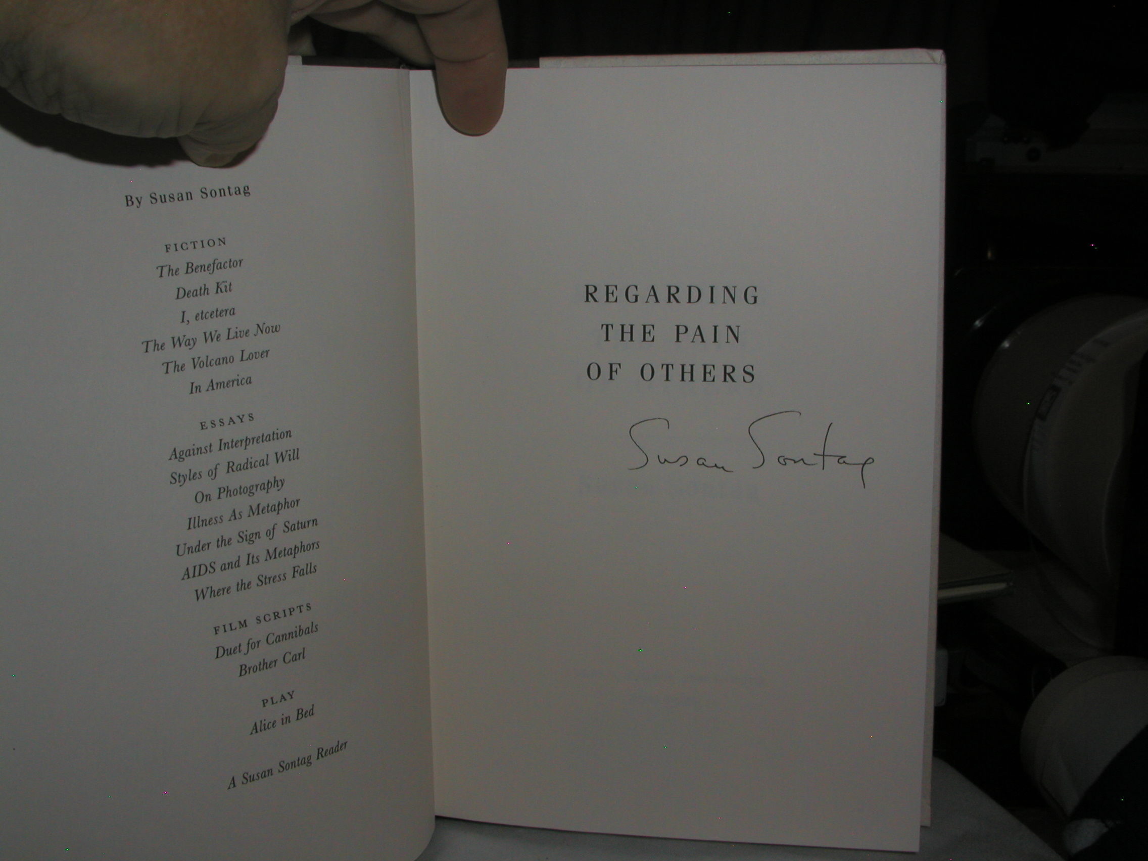 REGARDING THE PAIN OF OTHERS (signed) by SUSAN SONTAG - Signed First