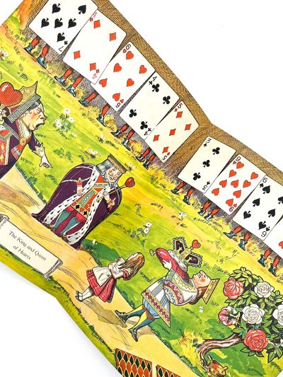 STAND-UPS. ADVENTURES OF ALICE IN WONDERLAND