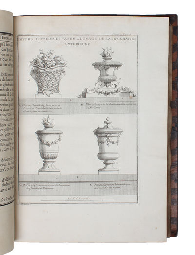 De la Distribution des Maisons de Plaisance et de la Décoration des Edifices en general. Ouvrage enrichie de cent soixante Planches en taille-douce, gravées par l'Auteur. 2 Vols. (photo 6)