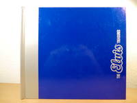 The Elvis Treasures. With CD [English Edition]