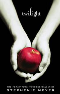 Twilight (The Twilight Saga, Book 1)