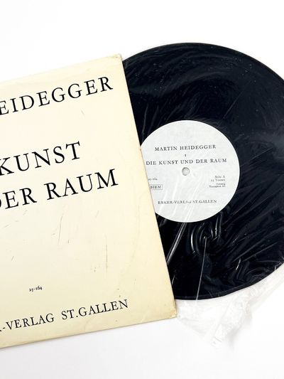 DIE KUNST UND DER RAUM [LP Recording]