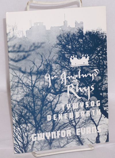 Caernarfon: Gwasg Gwynedd, 1982. Pamphlet. 29p., stapled wraps, 6x8.5 inches, very good condition. T...