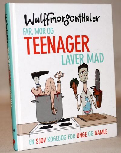 Far, mor og teenager laver mad.