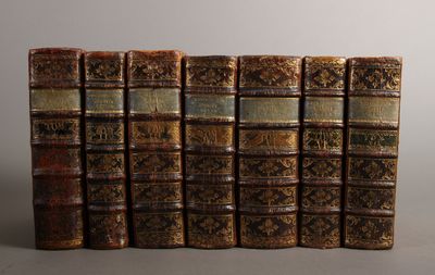 Den Danske Atlas Eller Konge-Riget Dannemark, Med dets Naturlige Egenskaber, Elementer, Indbyggere, Væxter, Dyr og andre Affødninger, dets gamle Tildragelser og nærværende Omstændigheder i alle Provintzer, Stæder, Kirker, Slotte og Herre-Gaarde. Forestillet ved en udførlig Lands-Besskrivelser, saa og oplyst med dertil forfærdigede Land-Kort over enhver Provintz, samt ziret med Stændernes Prospecter, Grund-Ridser, og andre merkværdige Kaaber-Stykker. Bind I-VII. (photo 2)