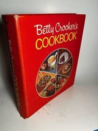BETTY CROCKER'S COOKBOOK (HARDBOUND VERSION WITH "PIE COVER") Five-Ring Binder
