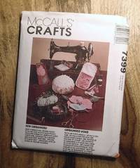 McCALL'S SEWING PATTERN: #7399: McCALL'S CRAFTS: Sewing Accessories: Needlecase, Pincushions, Sew Pouch, Eyeglass Case, Tote