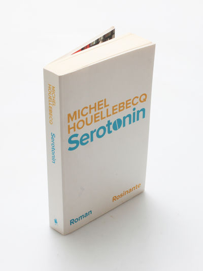 Serotonin. På dansk ved Niels Lyngsø. 1. udgave,…