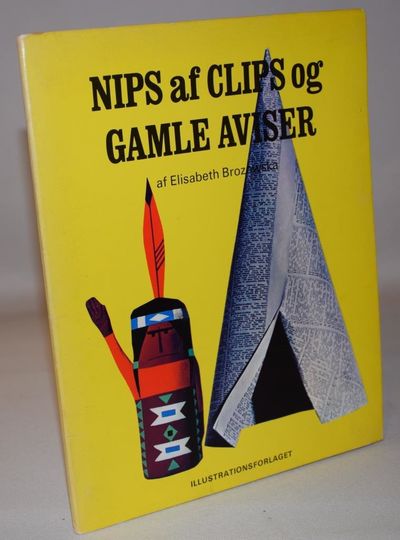 Nips af clips og gamle aviser.