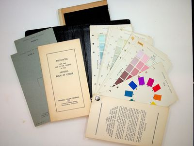 Baltimore, Maryland: Munsell Color Company Inc, 1943. Spiral bound. Very Good. Not paginated or numb...