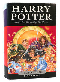 cover of HARRY POTTER AND THE DEATHLY HALLOWS