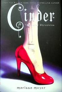 Cinder, Volume 1 (The Lunar Chronicles)