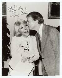 SIGNED PHOTOGRAPH Inscribed to Shari Lewis