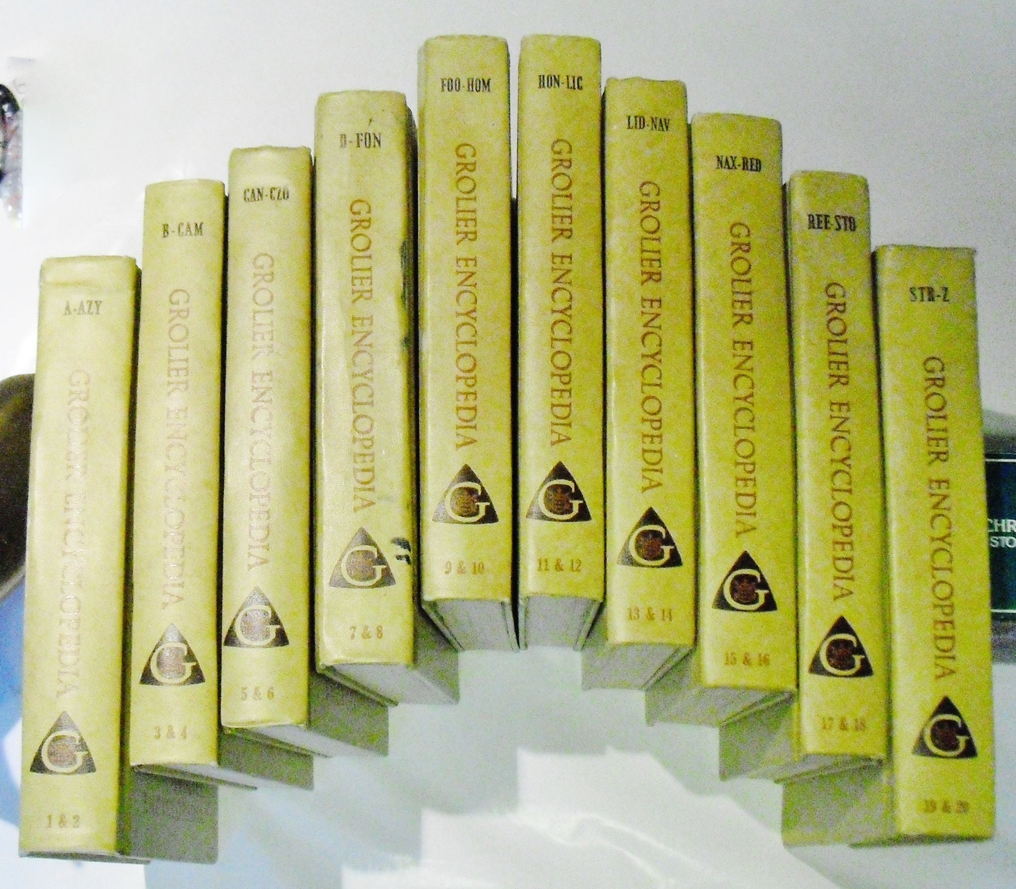 Grolier Encyclopedia by Grolier Encyclopedia Staff | 1963