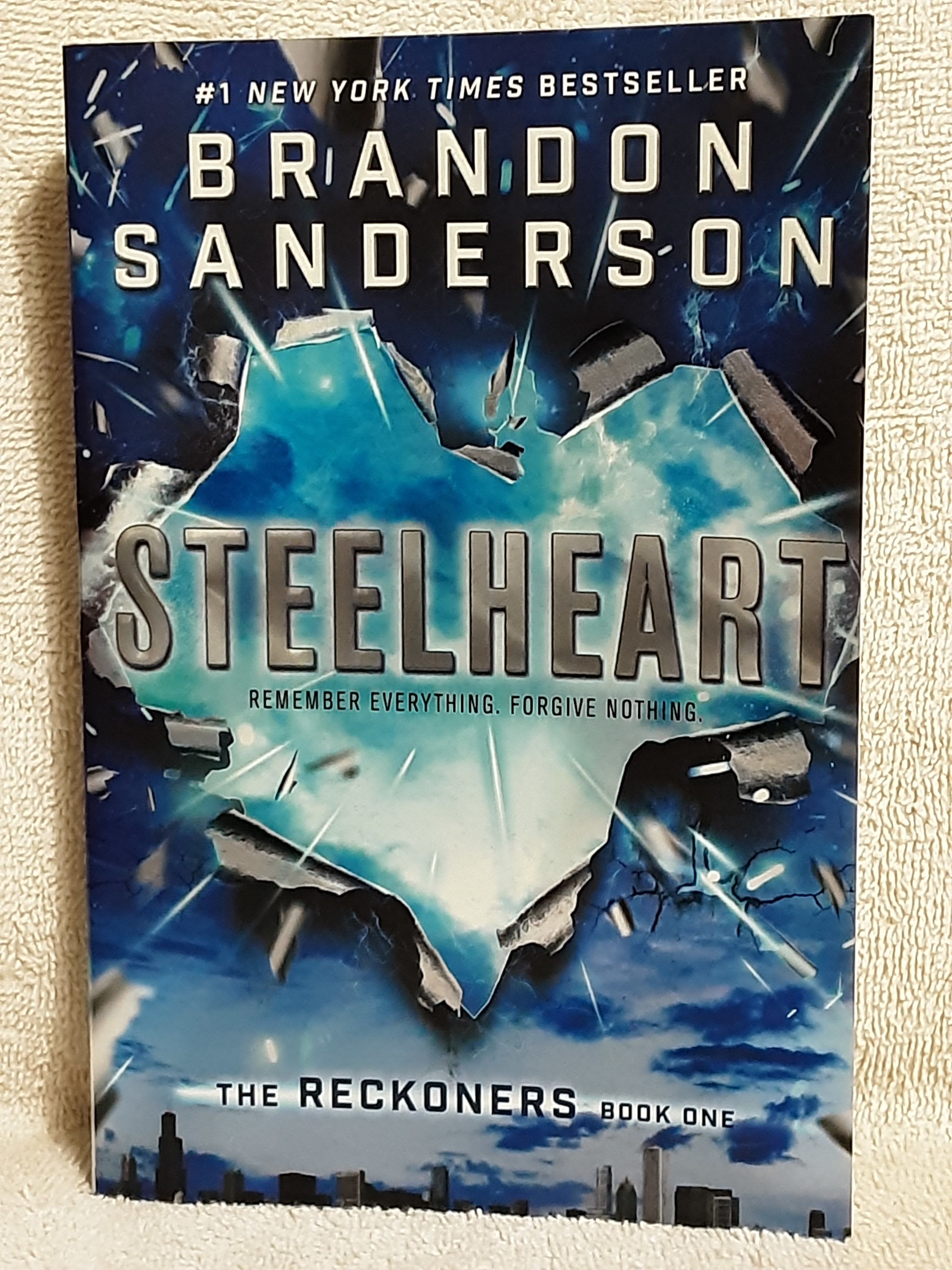 Steelheart Book Cover 1373420665.0.x