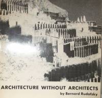 Architecture Without Architects: A Short Introduction to Non-Pedigreed Architecture von Bernard Rudofsky (Autor) In this book, Bernard Rudofsky steps outside the narrowly defined discipline that has governed our sense of architectural history and discusses the art of building as a universal phenomenon. He introduces the reader to communal architecture--architecture produced not by specialists but by the spontaneous and continuing activity of a whole people with a common heritage, acting within a community experience. A prehistoric theater district for a hundred thousand spectators on the American continent and underground towns and villages (complete with schools, offices, and factories) inhabited by millions of people are among the unexpected phenomena he brings to light.The beauty of &quot;primitive&quot; architecture has often been dismissed as accidental, but today we recognize in it an art form that has resulted from human intelligence applied to uniquely human modes of life. Indeed, Rudofsky sees the philosophy a by Bernard Rudofsky (Autor) - 1969