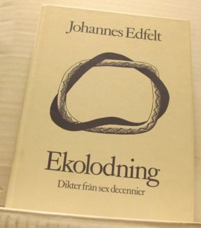 Ekolodning. Dikter från sex decennier. Efterord…