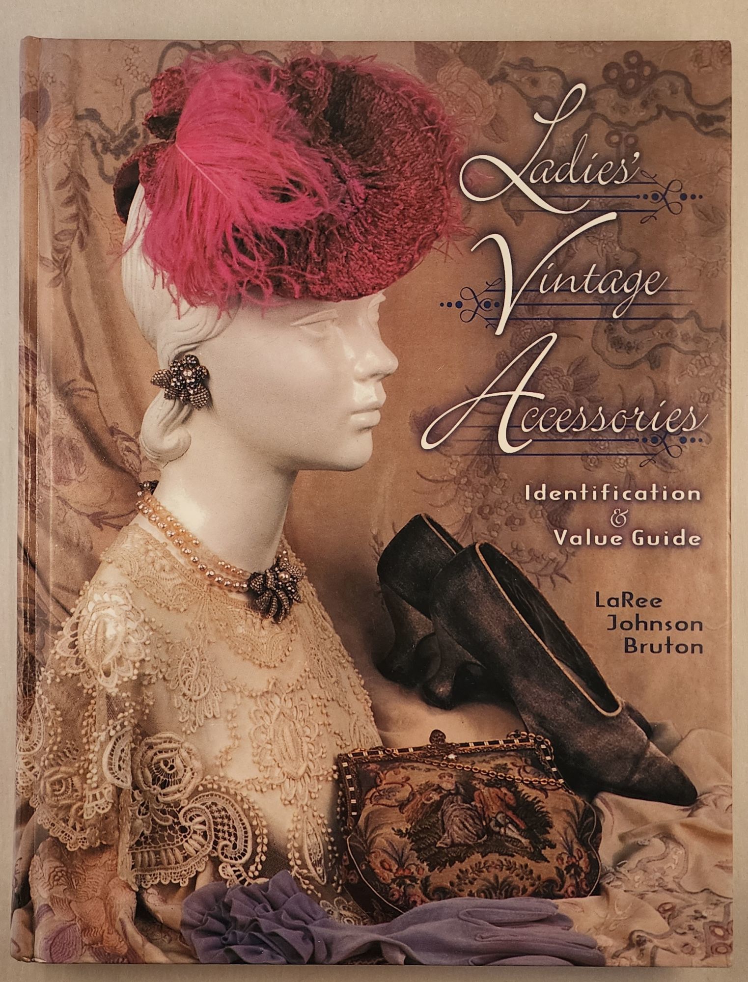 Coloring Pages Of Vintage Accessories [2025]