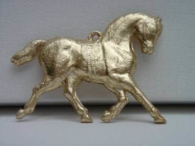 Horse. (6 x 5 cm.)