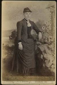 CABINET CARD PHOTOGRAPH OF YOUNG STANDING LADY FROM RICHMOND, INDIANA by Photograph - N.D.