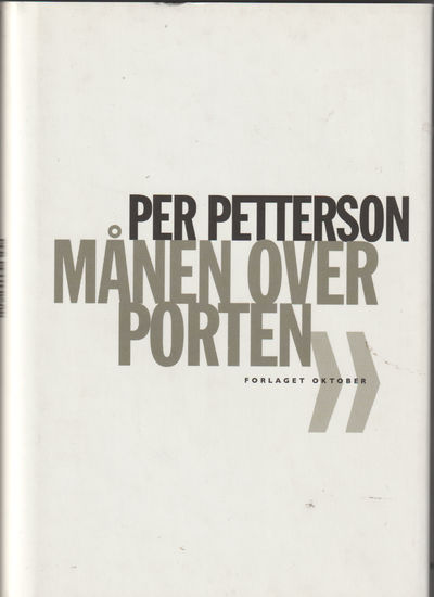 Månen over Porten