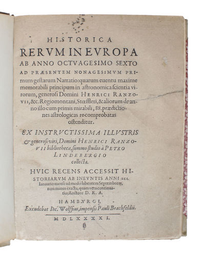 Historica rerum in Europa ab anno octavagesimo sexto [i.e. 1586] ad praesentem nonagesimum primum [i.e. 91] gestarum Narratio: quarum euentu maxime memorabili principum in astronomica scientia virorum, generosi Domini Henrici Ranzovii, &c. Regiomontan... - [THE FIRST DEPICTION OF THE JELLING STONE - THE MOST IMPORTANT MONUMENT OF NORDIC CHRISTIANITY] (photo 2)