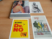 Dr No (Penguin Modern Classics)