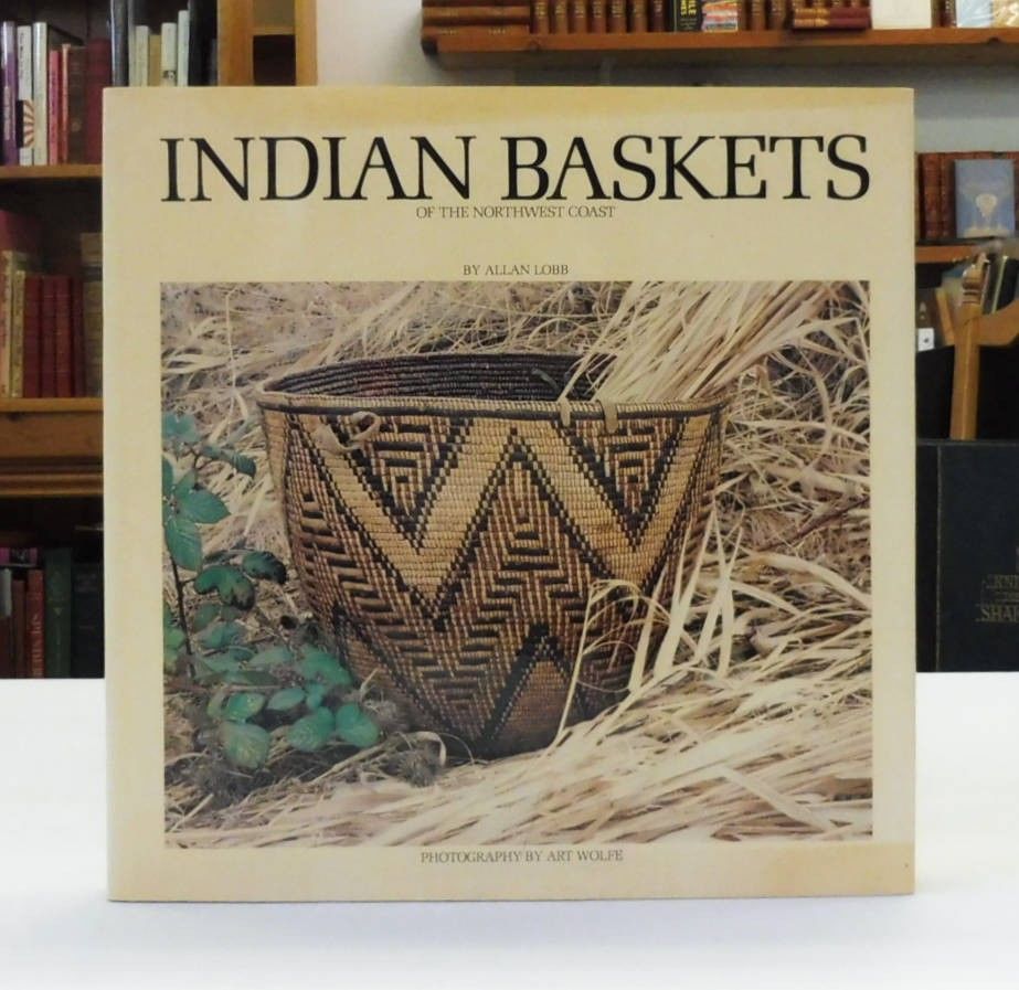 BASKETRY HONEGROWN AND HANDMADE 洋書 How to make newspaper basket | Handmade basket craft