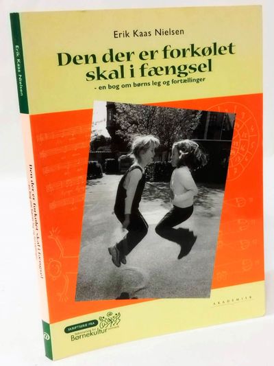 Den der er forkølet skal i fængsel - en bog om…