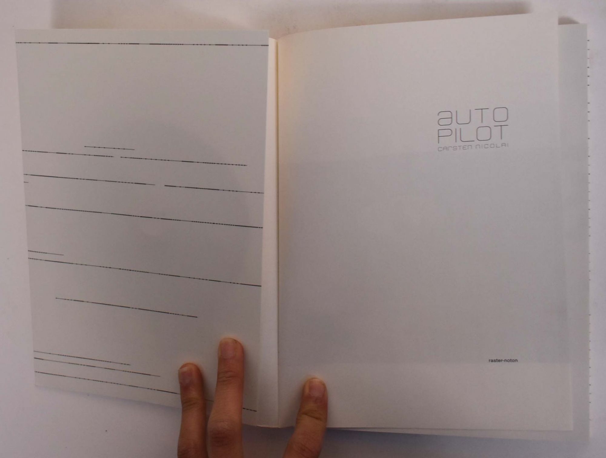 Carsten Nicolai「Autopilot」 Carsten Nicolai: Auto Pilot by Nicolai, Carsten: Ikegami