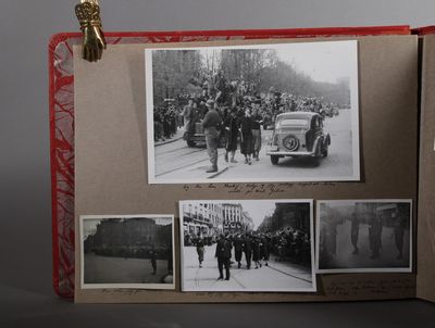 Pers fotografier Freds-våren [8.-17. mai] 1945. (photo 2)