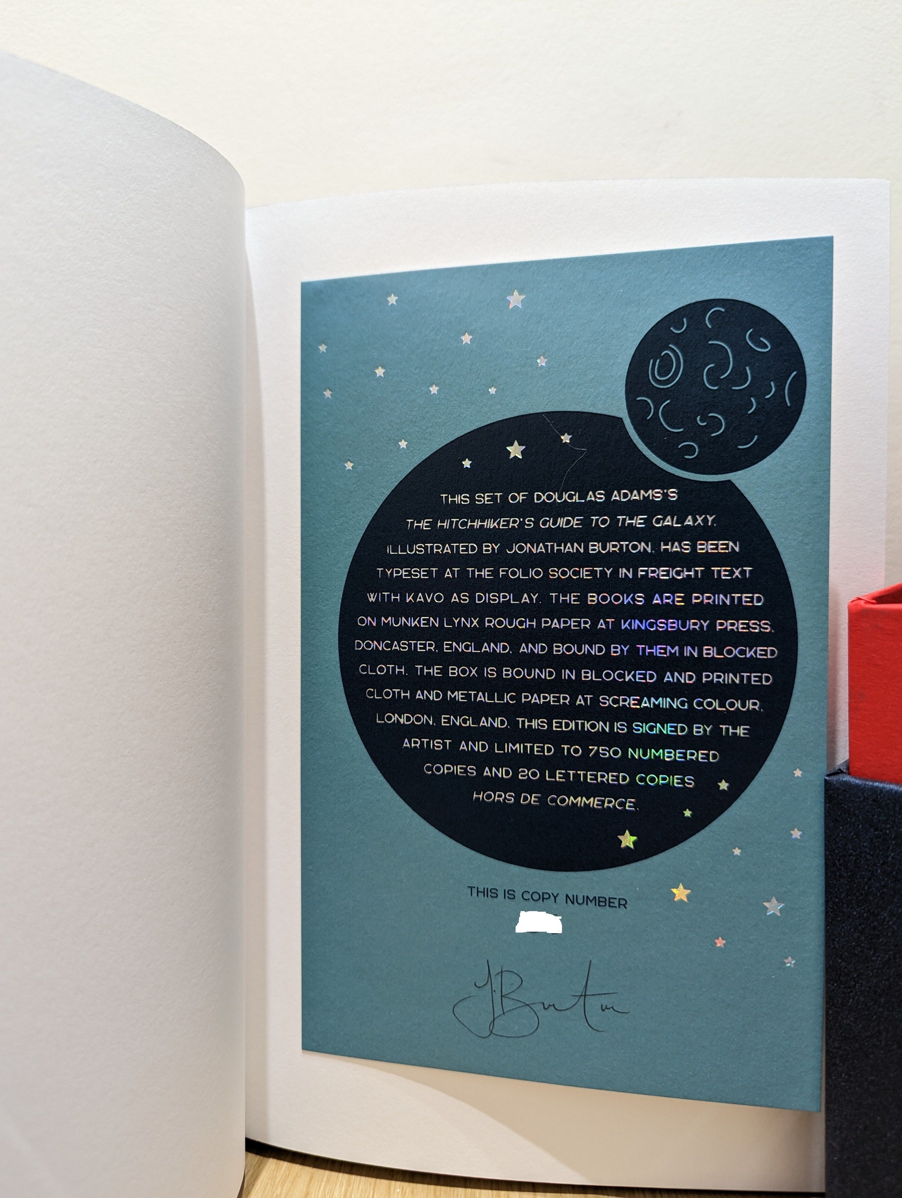 The Hitchhiker`s Guide to the Galaxy 25th Anniversary Edition (Adams Douglas