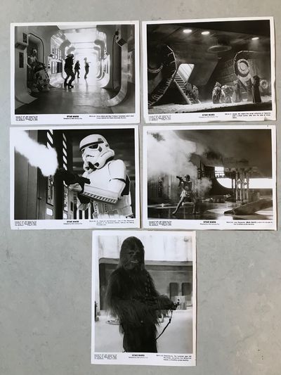 Star Wars [Star Wars: Episode IV - A New Hope] (Five original photographs from the 1977 film)