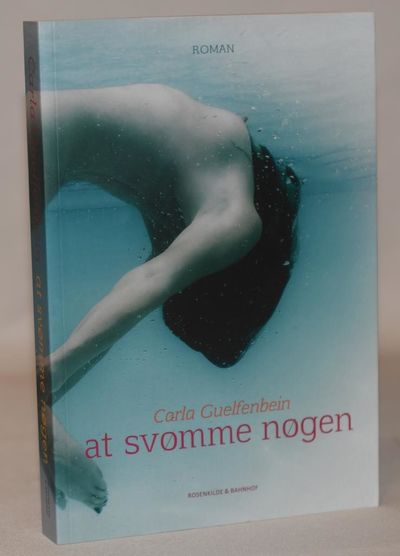 At svømme nøgen.