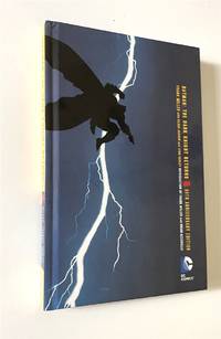 cover of Batman : the Dark Knight Returns Book & DVD Set 30th Anniversary Edition