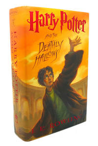 HARRY POTTER AND THE DEATHLY HALLOWS by J. K. Rowling - 2007