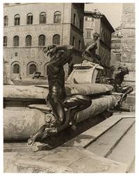 Photograph of the Fountain of Neptune in Florence de VAN VECHTEN, Carl - 1935