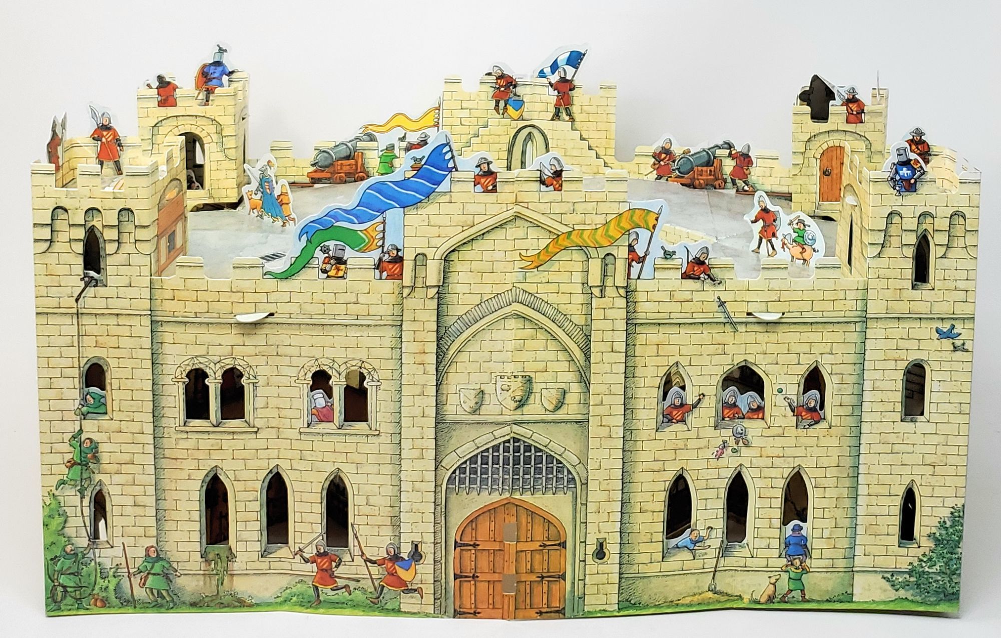 洋書 A Three-Dimensional Medieval Castle 【公式通販】