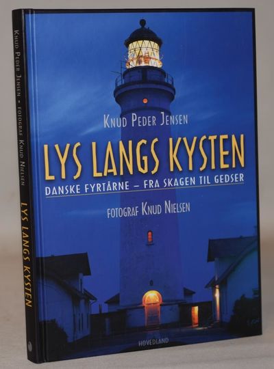 Lys langs kysten.