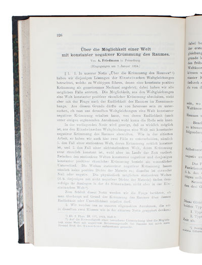 Über die Krümmung des Raumes. + Über die Möglichkeit einer Welt mit konstanter negativer Krümmung des Raumes. + (Einstein's two remarks to the first paper): Bemerkung ... + Notiz ... - [THE CURVATURE OF SPACE] (photo 4)