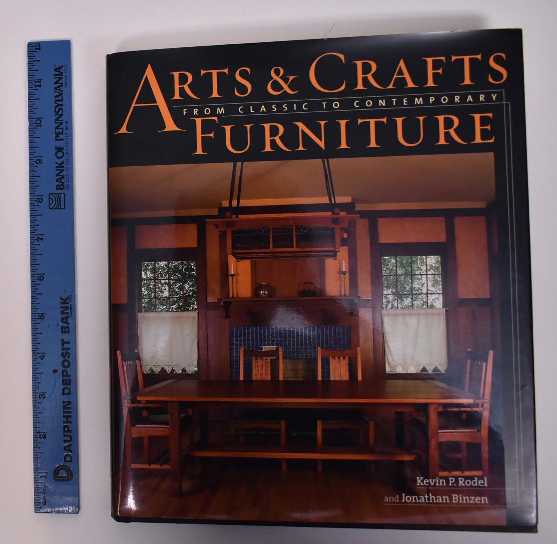 Arts \u0026 Crafts Furniture: From Classic to Contemporary [Book], image size:1819x1779