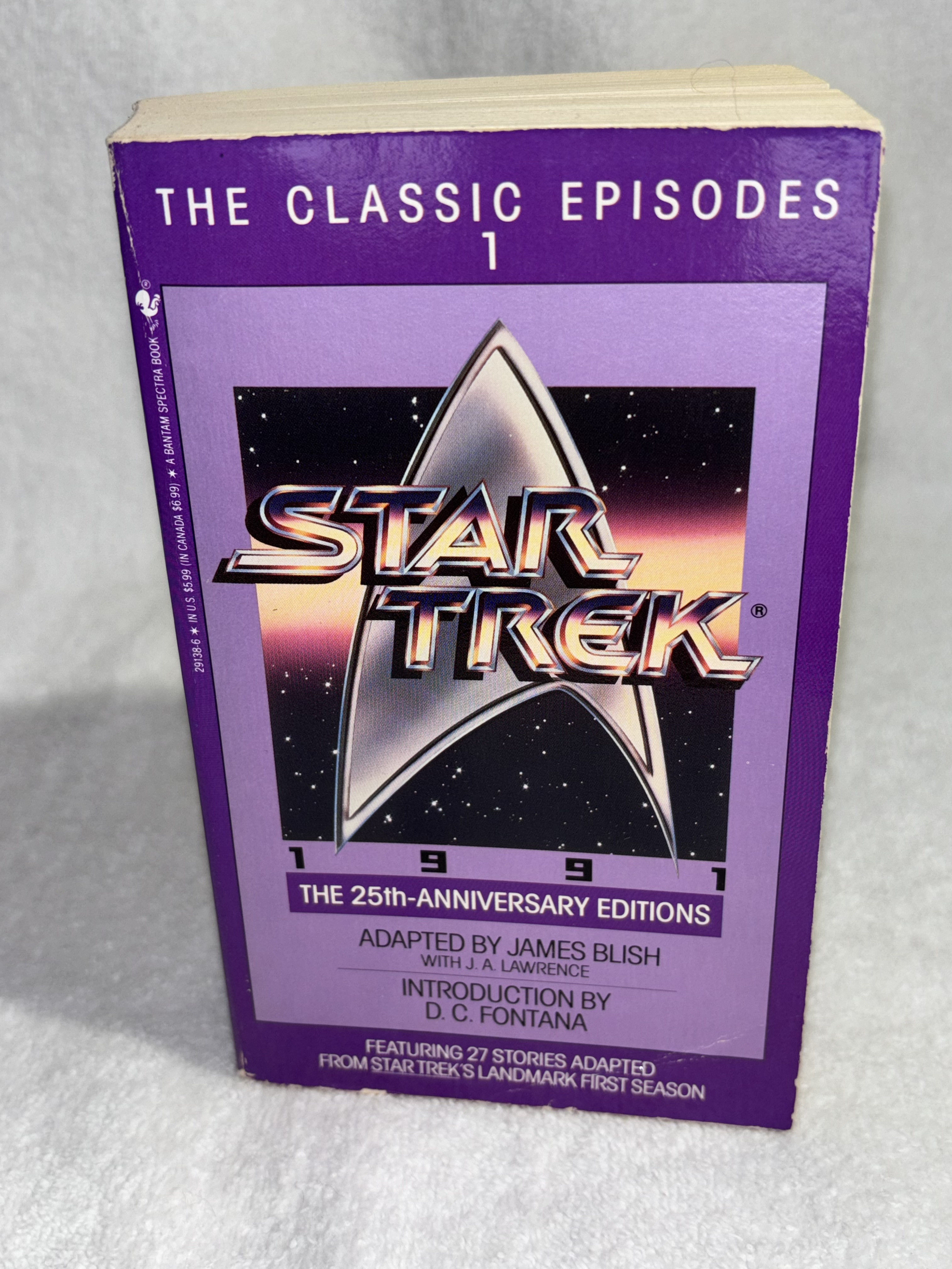 激レア品　ベイブレード25th Anniversary History Book Star Trek The Classic Episodes, Vol. 1 - The 25th