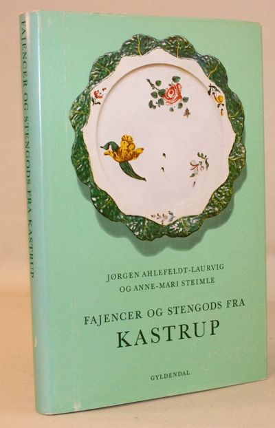 Fajencer og stengods fra fabriken i Kastrup.