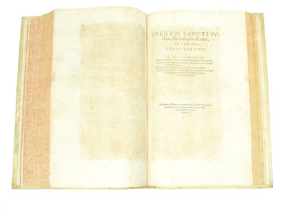 Operum, quae extant, omnium per Ioannem Langum Silesium, è Graeco in Latinum sermonem versorum, & Sententijs priscorum sanctorum Patrum illustratorum. Tomi III. Quorum primo continentur: Oratio ad Grecos Gentiles. Ad senatum Romanum Christianorum defe... (photo 5)