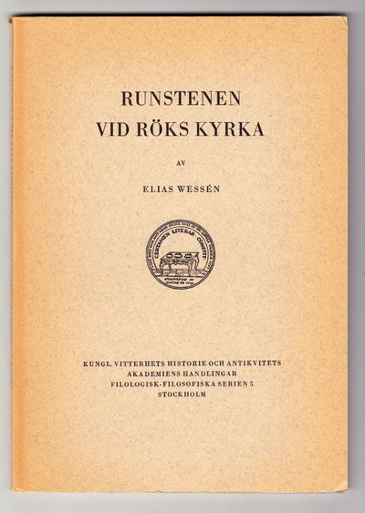 Runstenen vid Röks kyrka.
