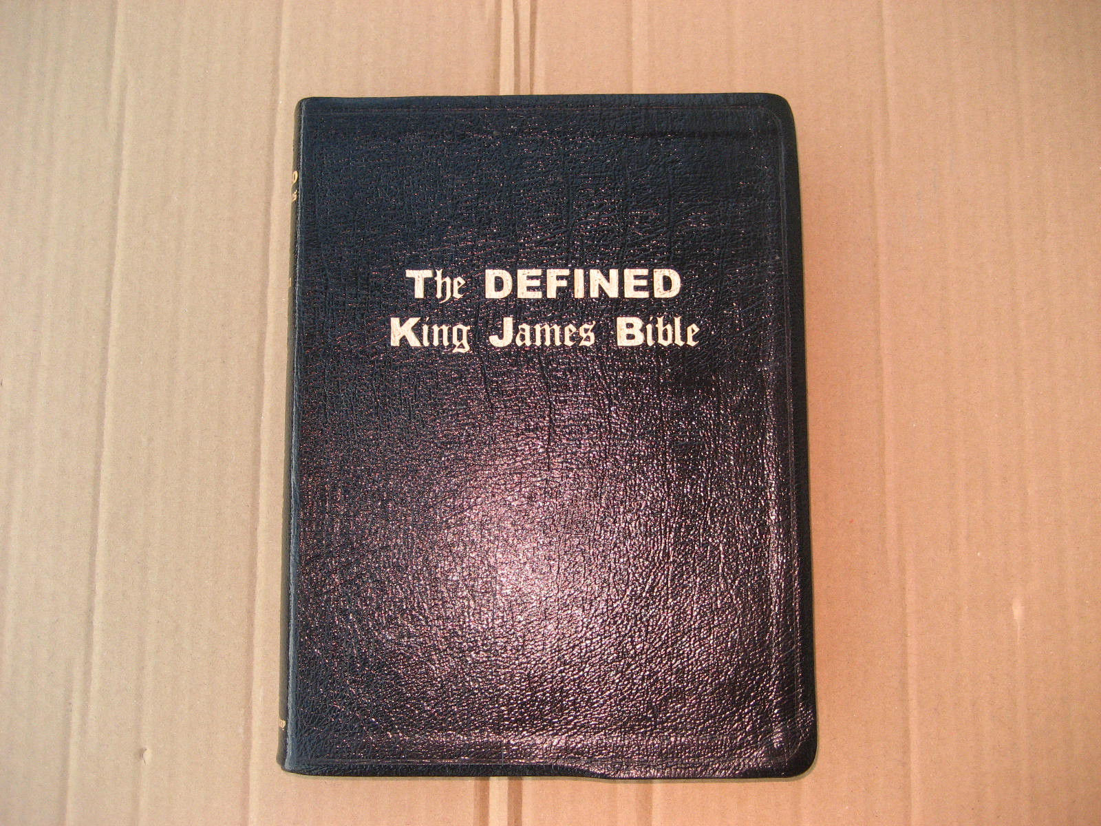 Defined King James Bible by Tow S H (1 items)
