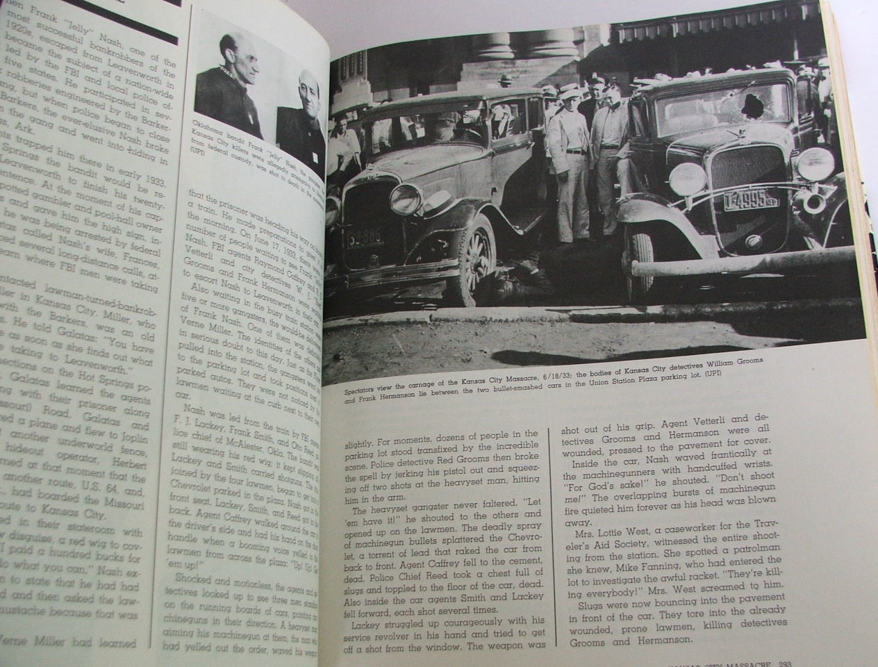 その他 Bloodletters and Badmen: A Narrative Encyclopedia of American Criminals from the Pilgrims to the Present Bloodletters and Badmen: A Narrative Encyclopedia of